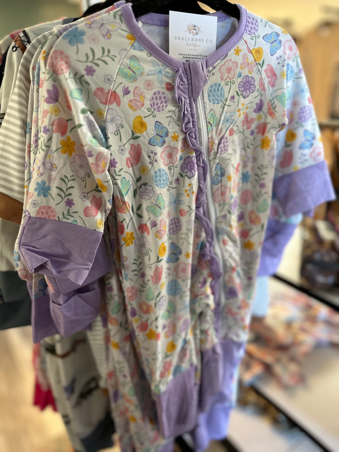 Butterfly garden bamboo zippy