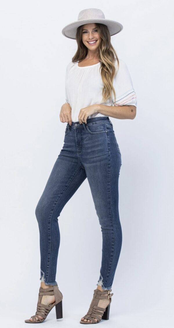 Judy Blue Medium Wash TC