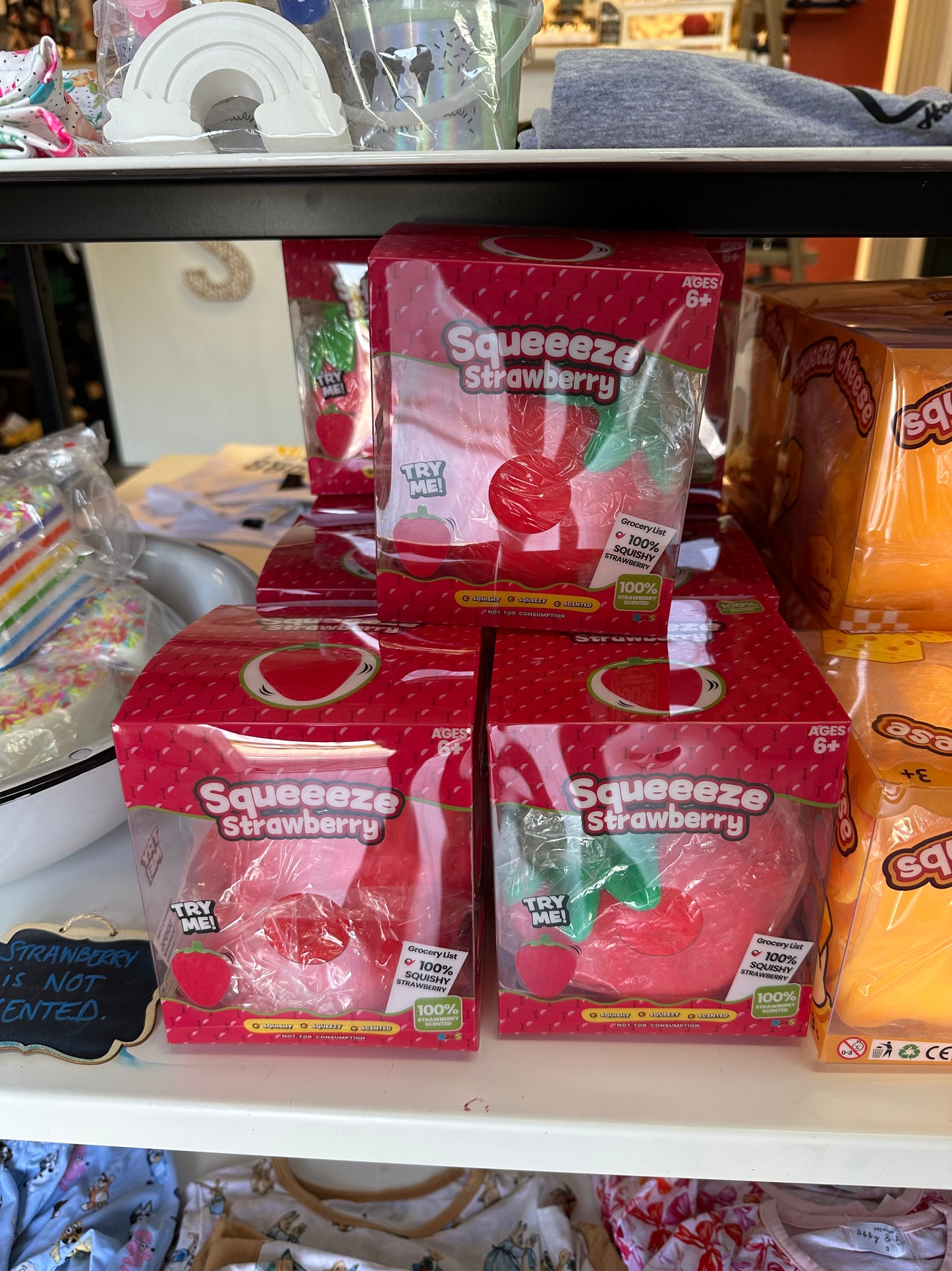 Strawberry squish jumbo unscented