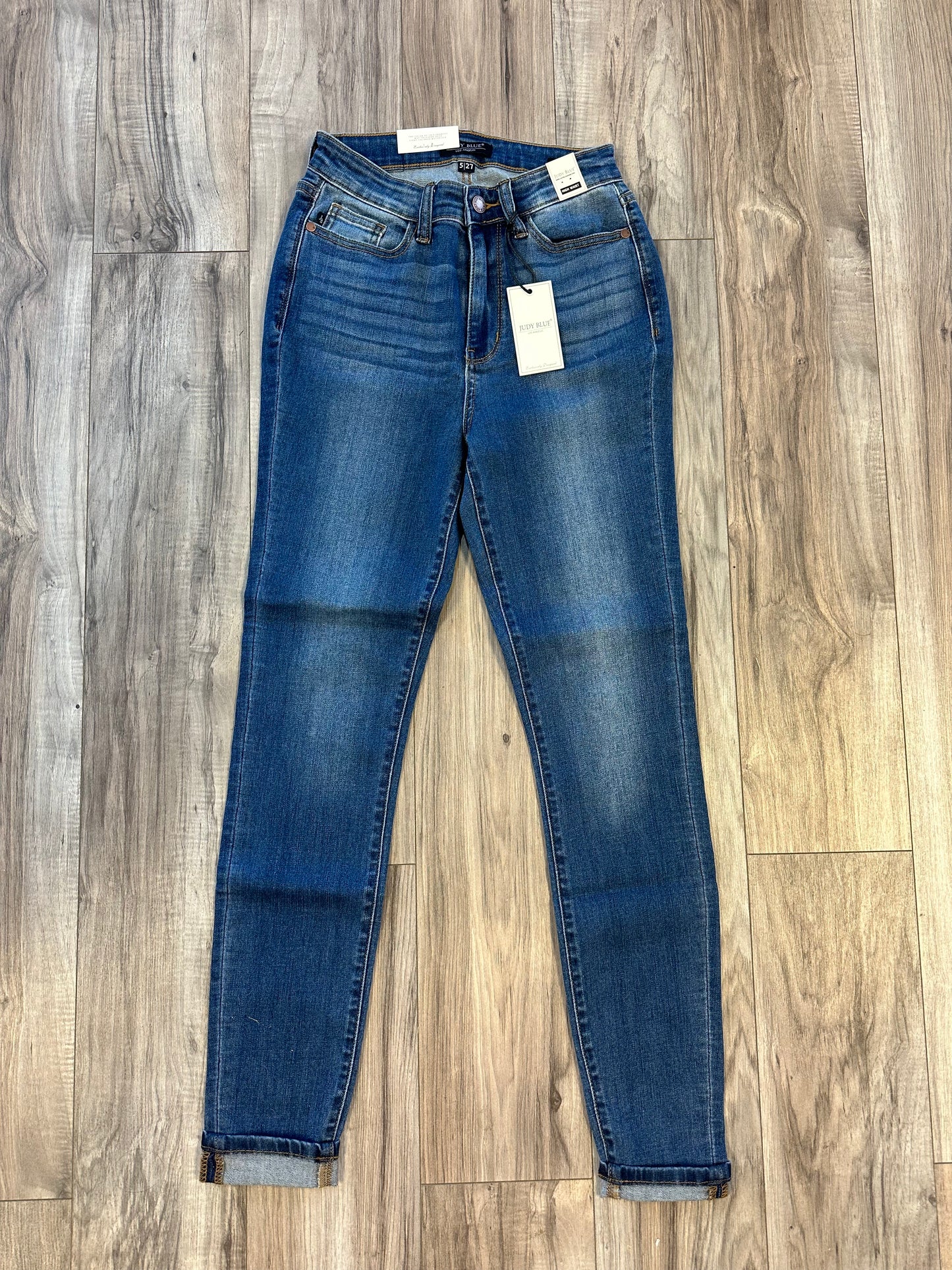 Your everyday skinny Judy blue