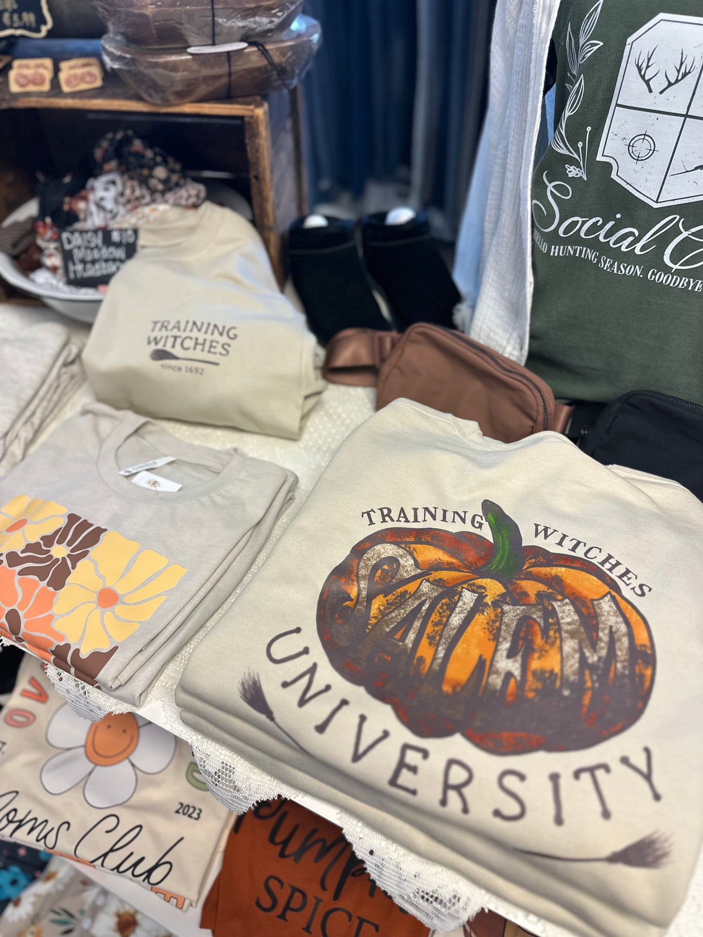 Salem University Crewneck