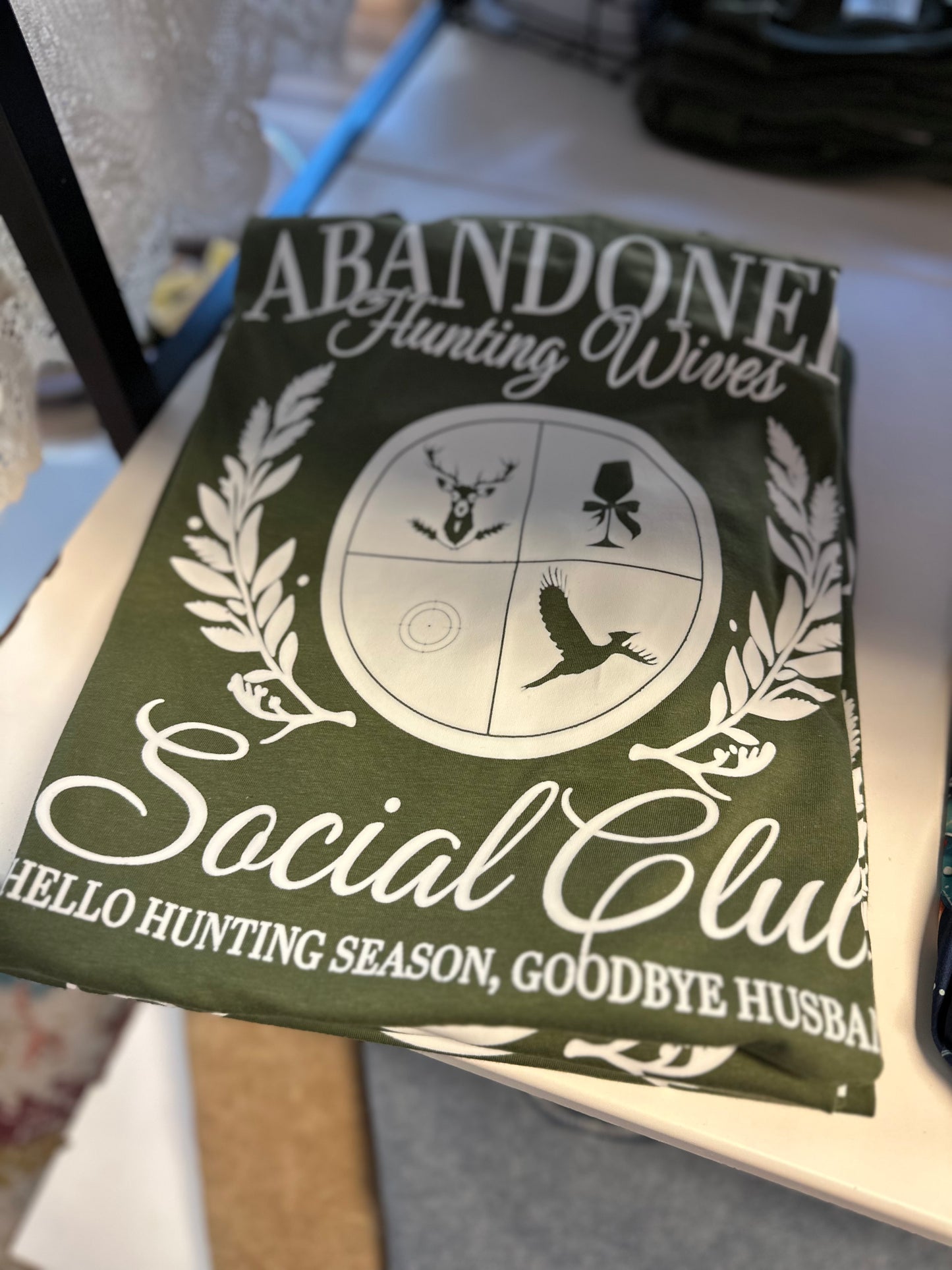 Abandoned hunting wives tee