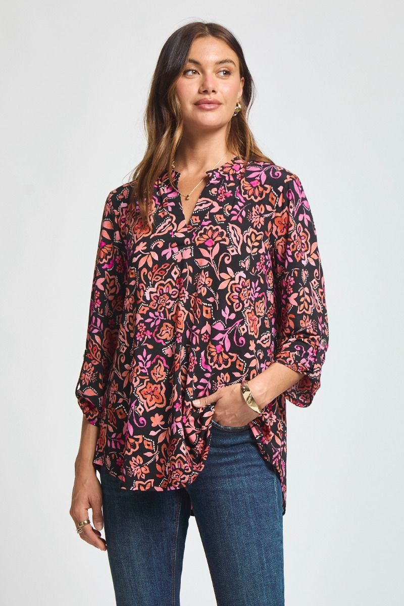 Lizzy DS black floral top