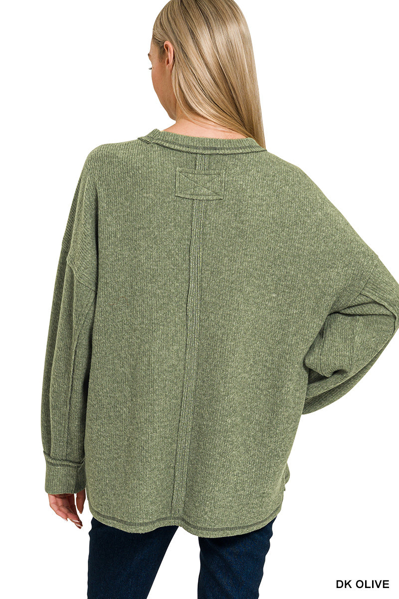 Brushed hacci round neck top