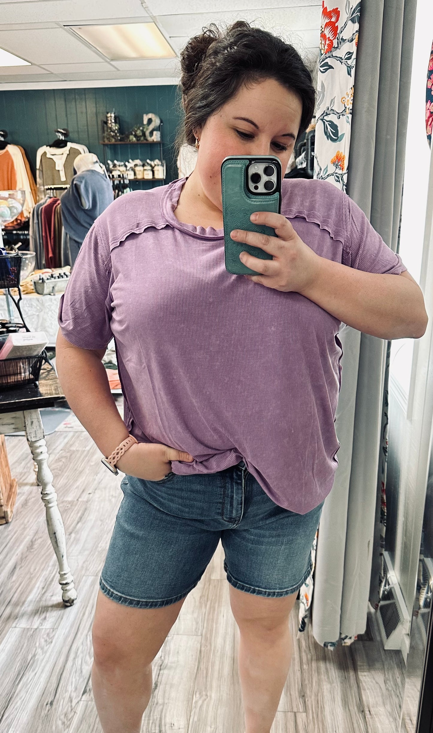 Mid length double button judy blue shorts