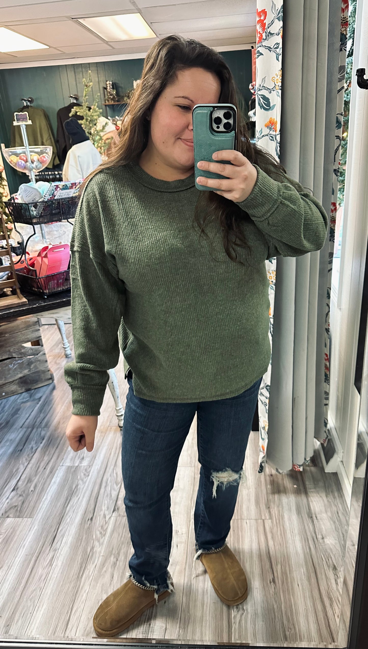 Brushed hacci round neck top