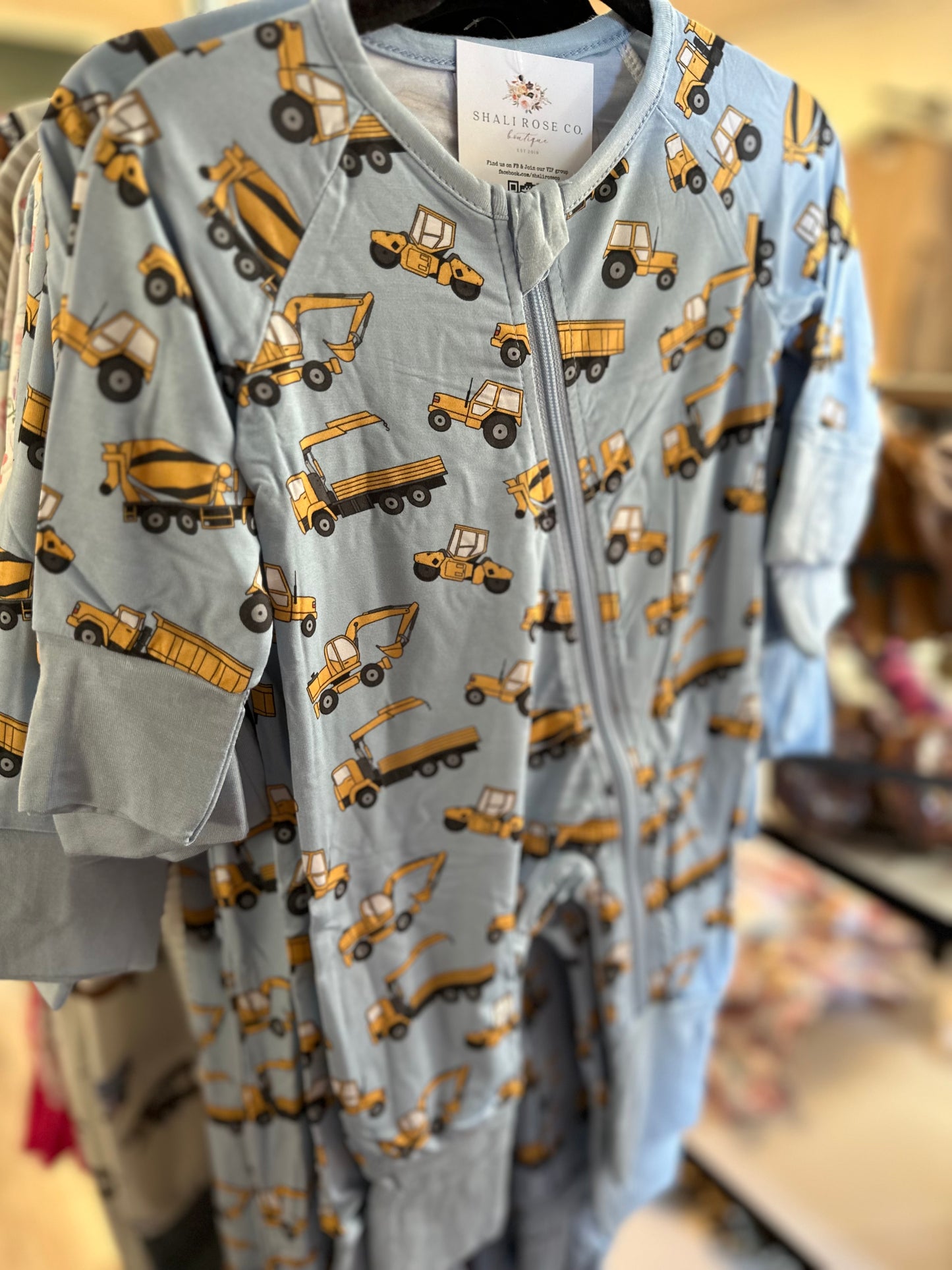 Construction bamboo zippy