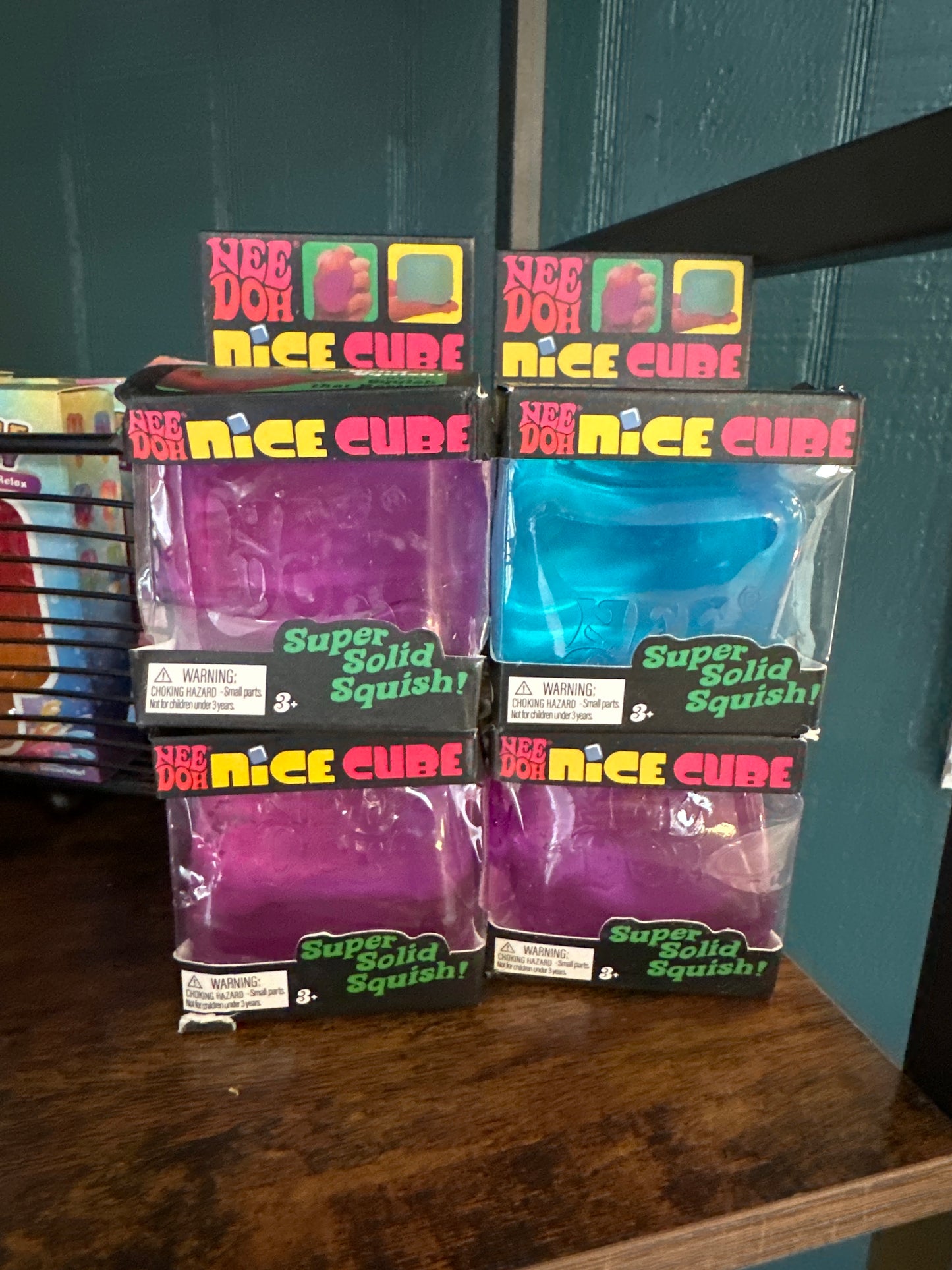 Solid Large cube (not authentic)