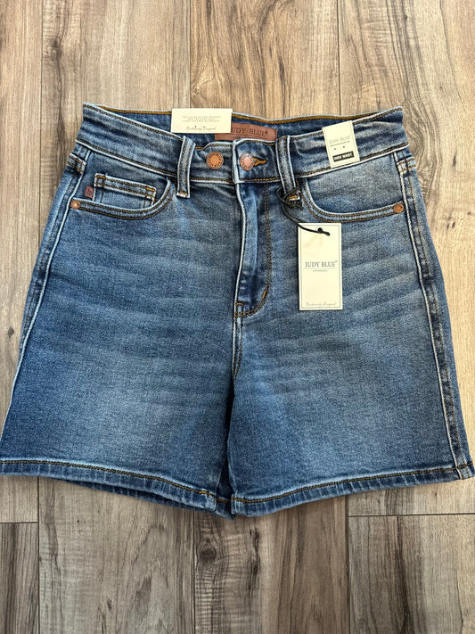 Mid length double button judy blue shorts