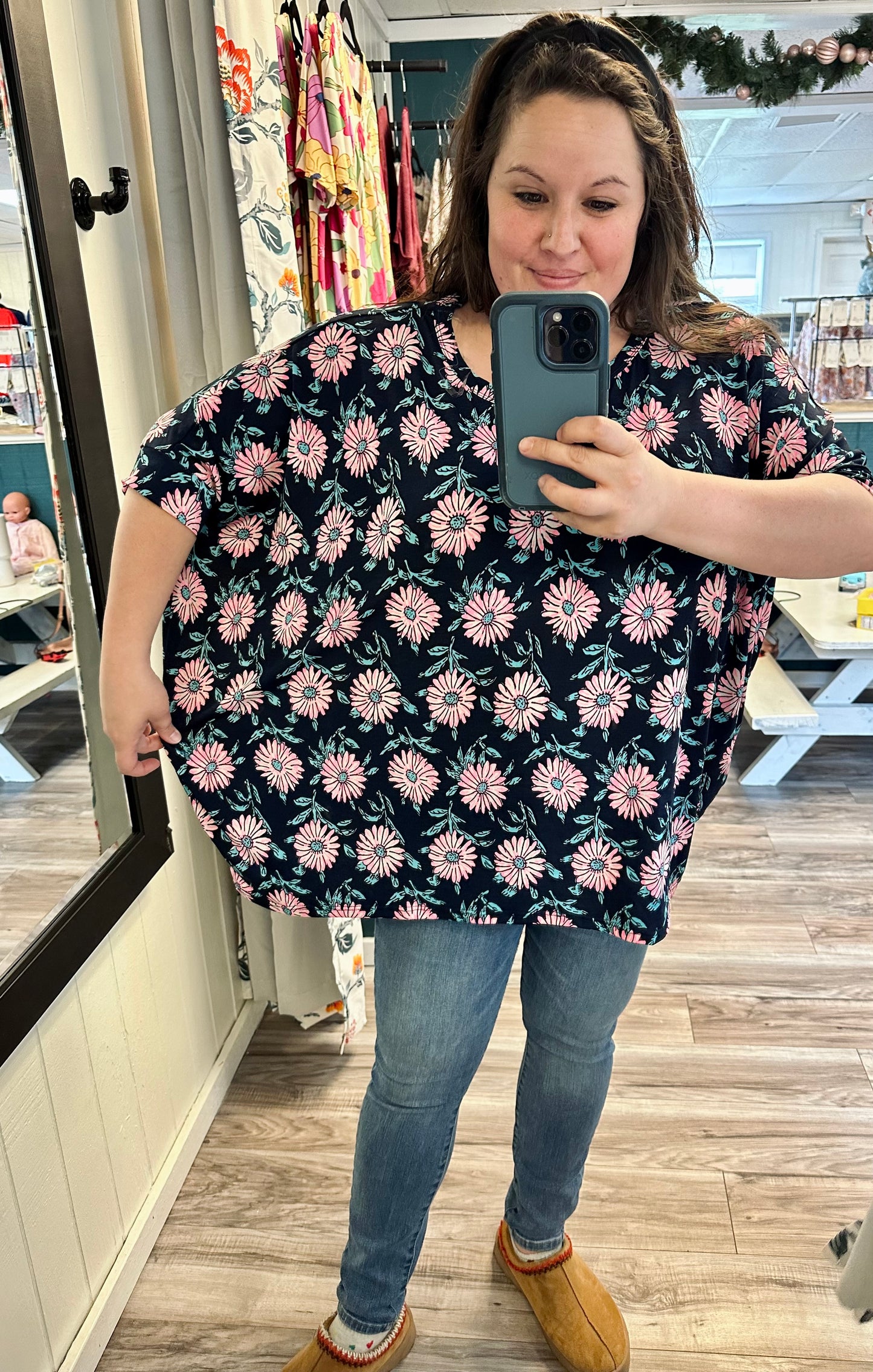 Oversized Navy Daisy Top