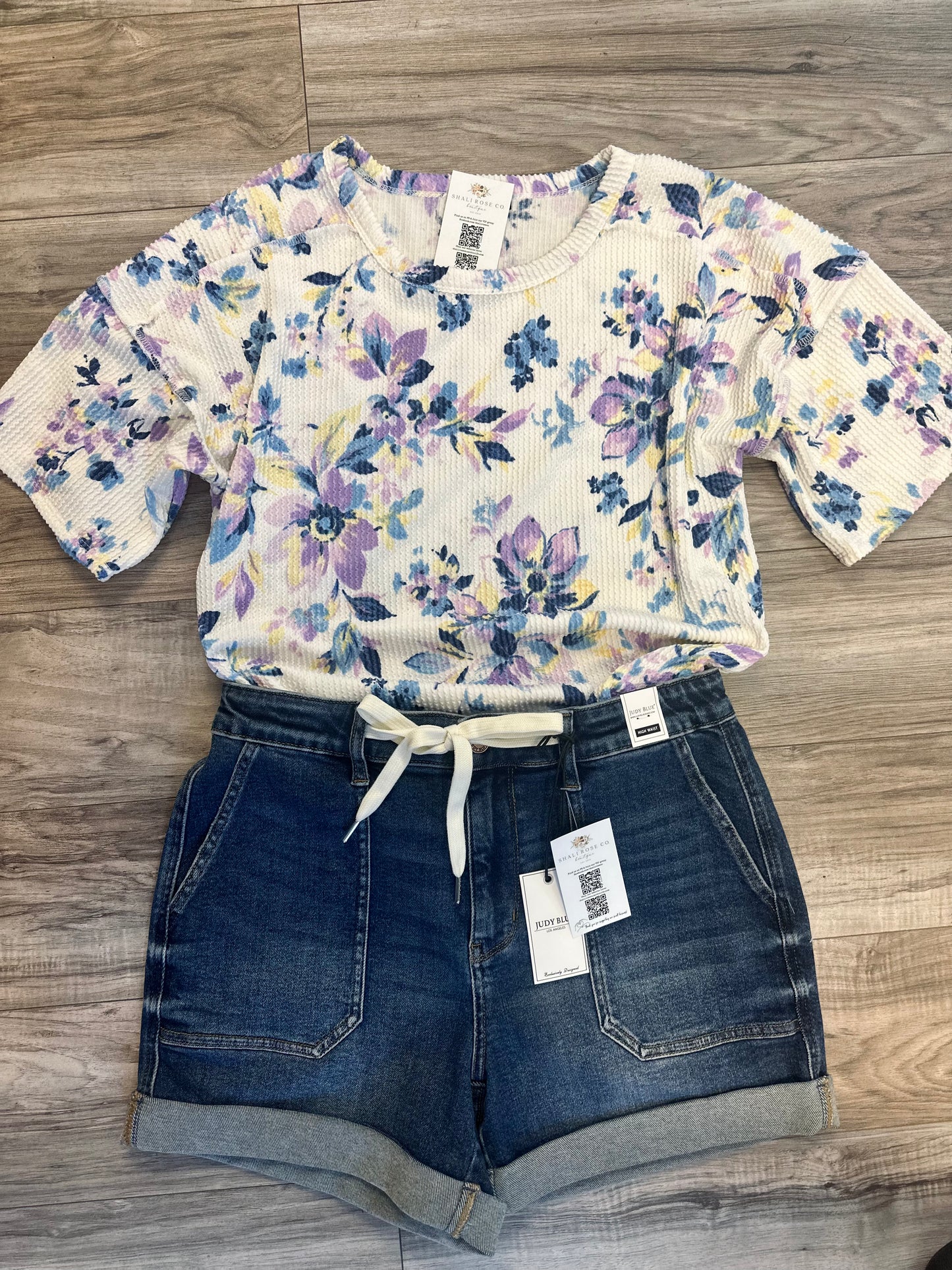 Lavender floral waffle top