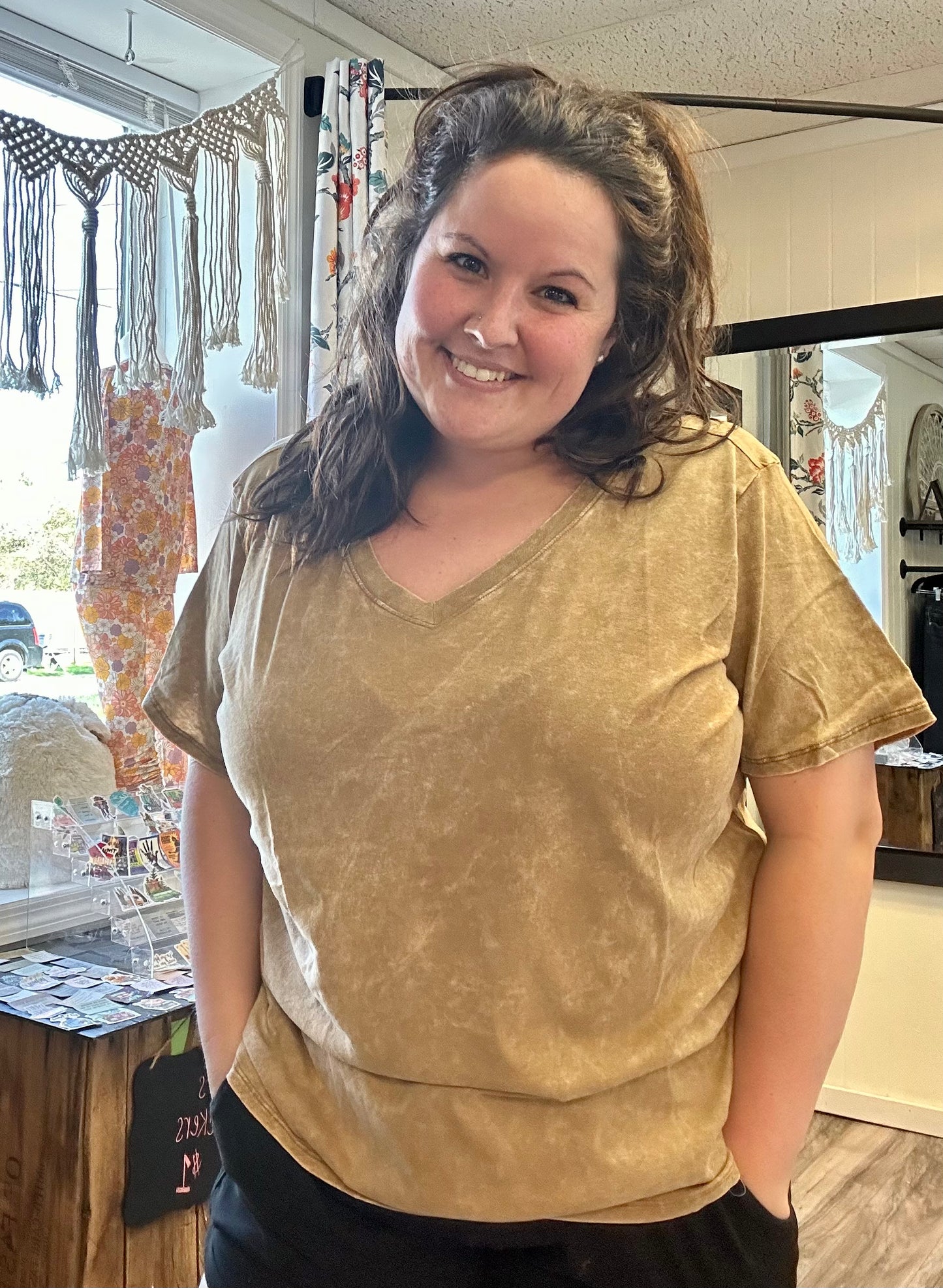 Everyday Washed Vneck Tee (4 colors)