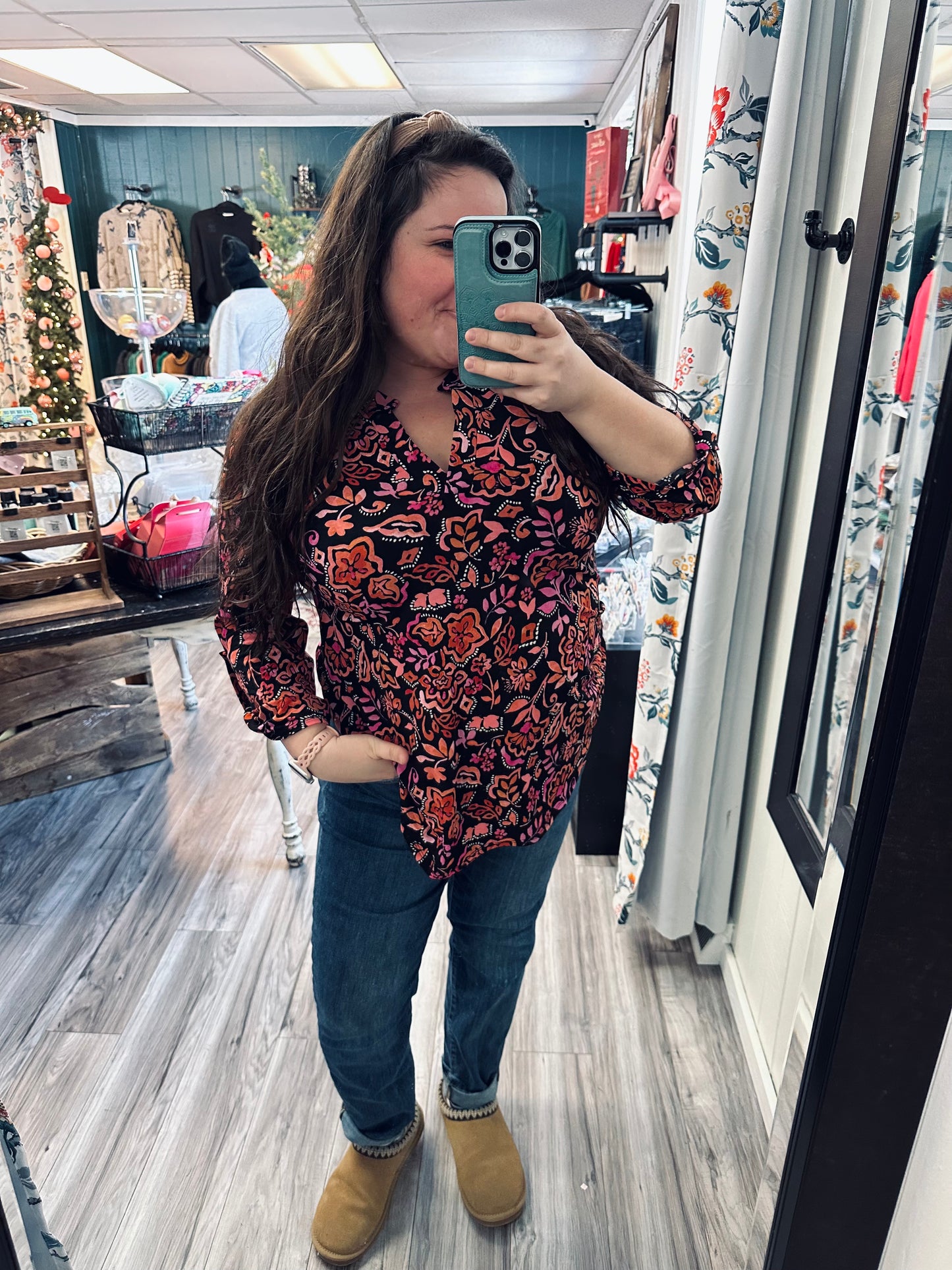 Lizzy DS black floral top