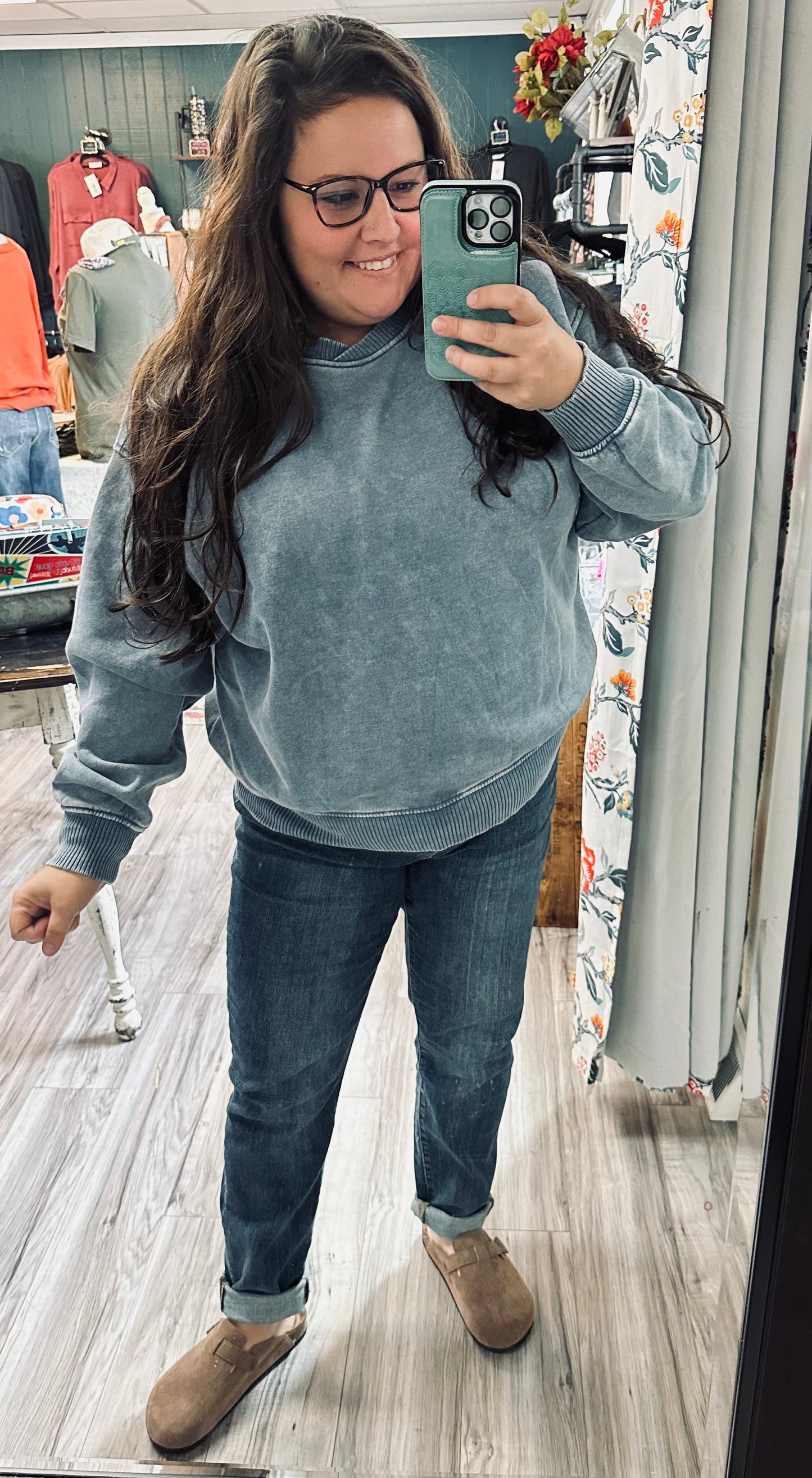 Vintage wash oversized crewneck