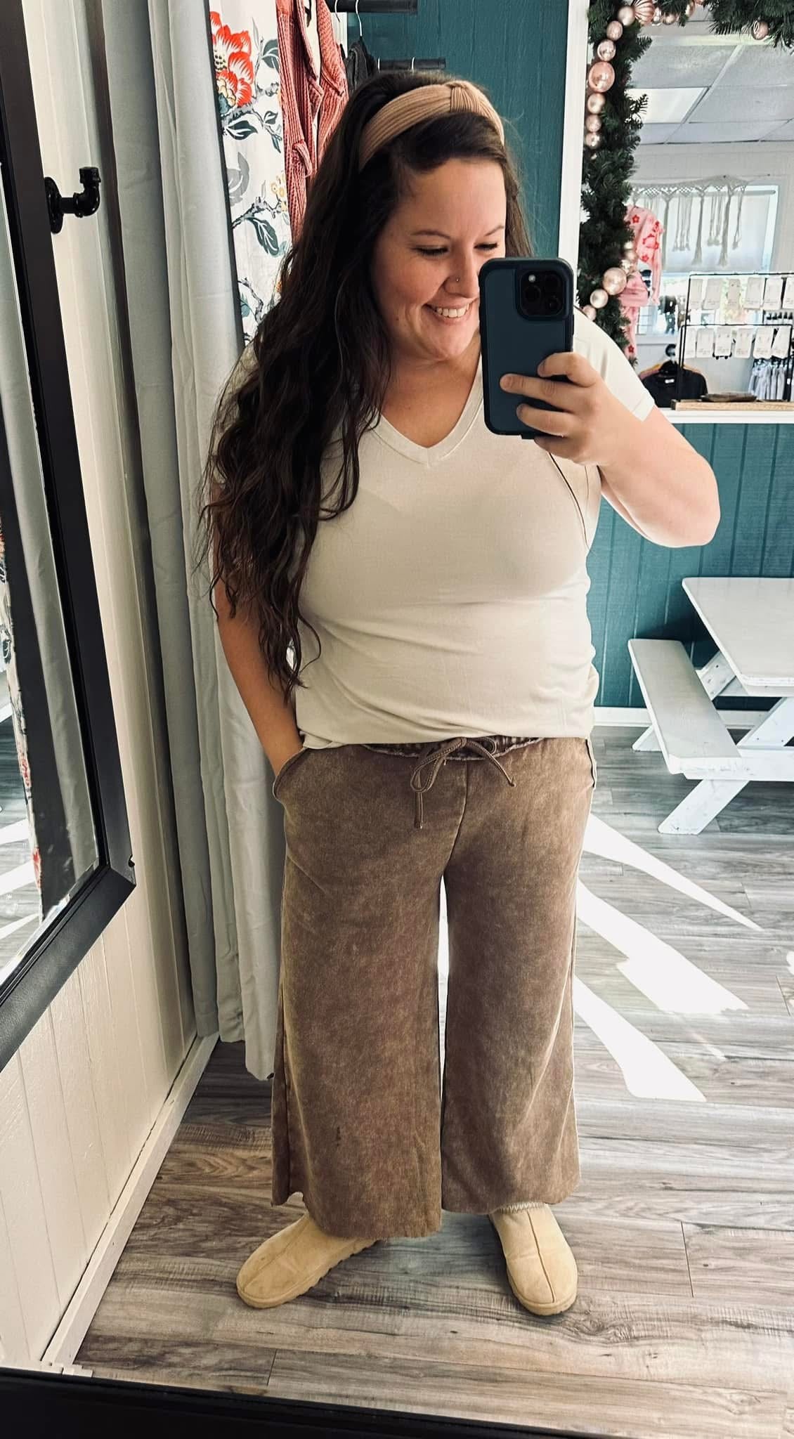 Your favorite wide sweatpants