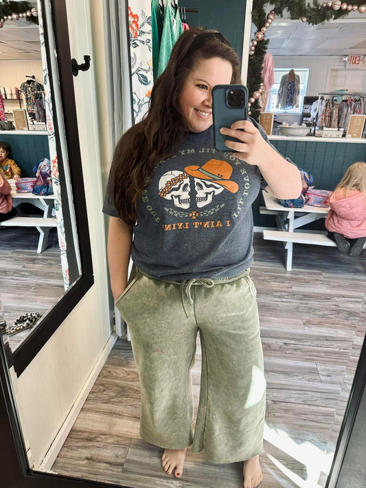 Your favorite wide sweatpants