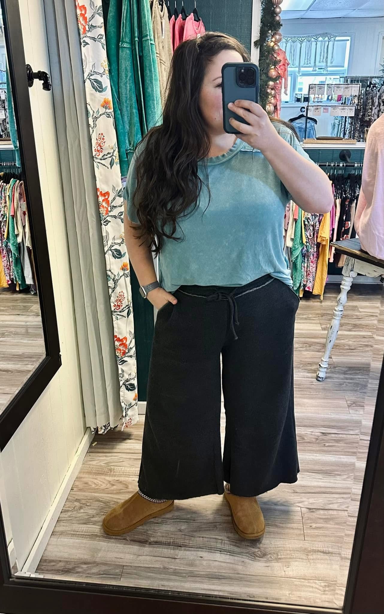 Your favorite wide sweatpants