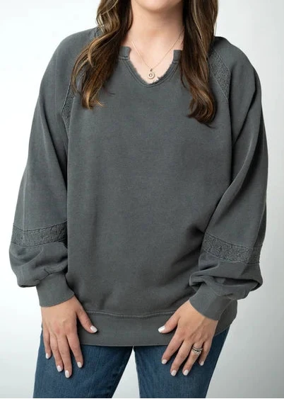 Lace accent vintage wash pullover (2 colors)