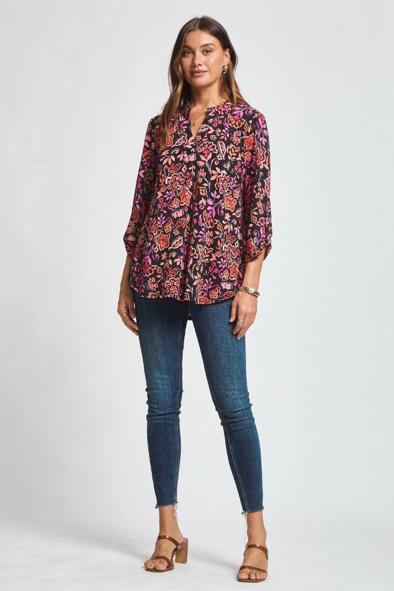 Lizzy DS black floral top