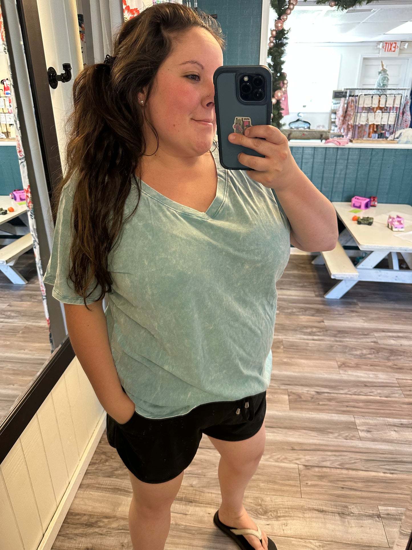 Everyday Washed Vneck Tee (4 colors)