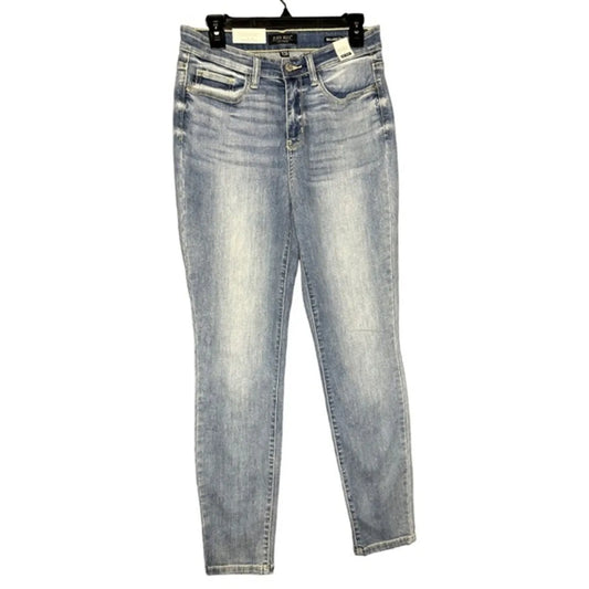 Judy Blue Medium Washed Relaxed Fit Jeans